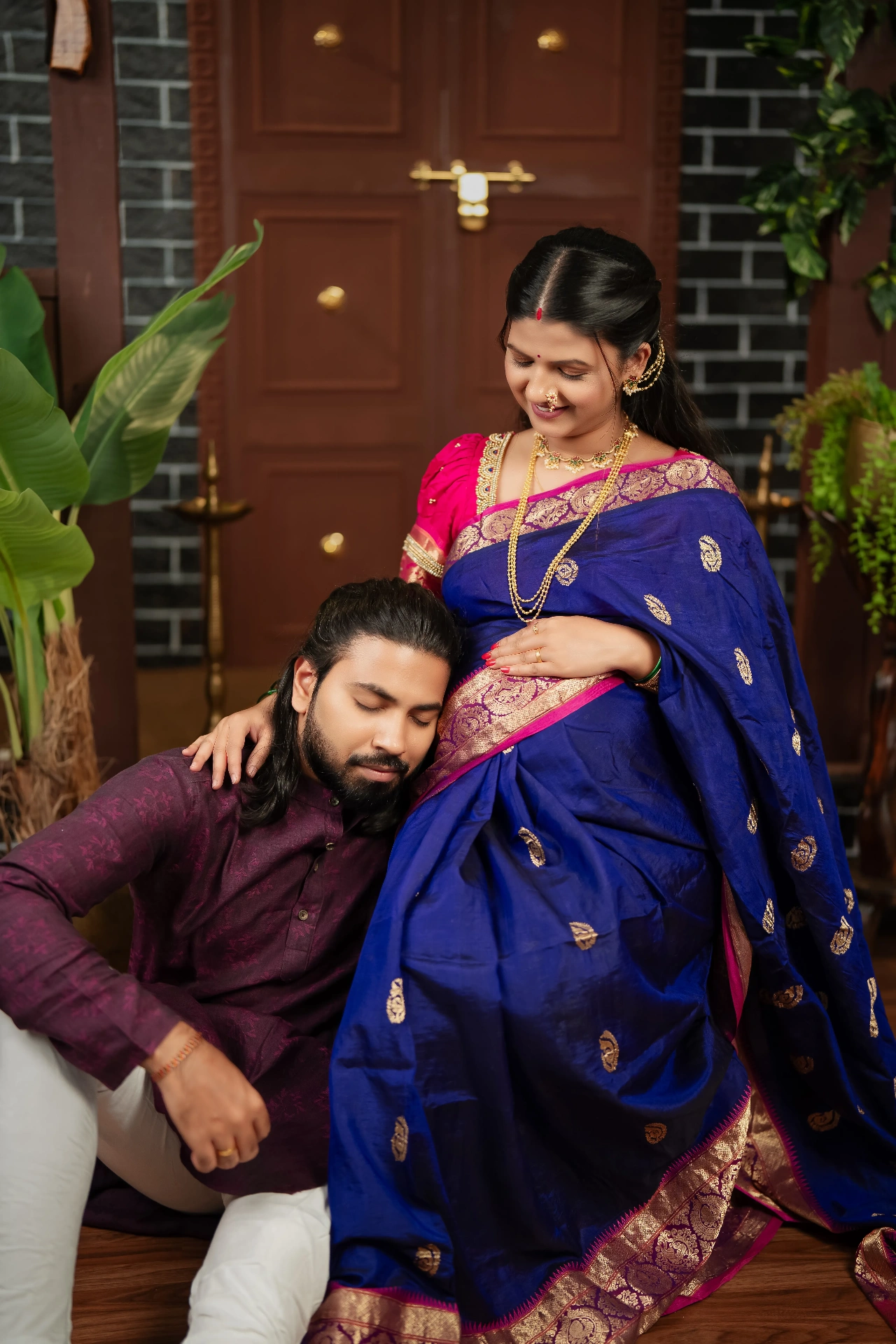 Traditional Maternity Couple
